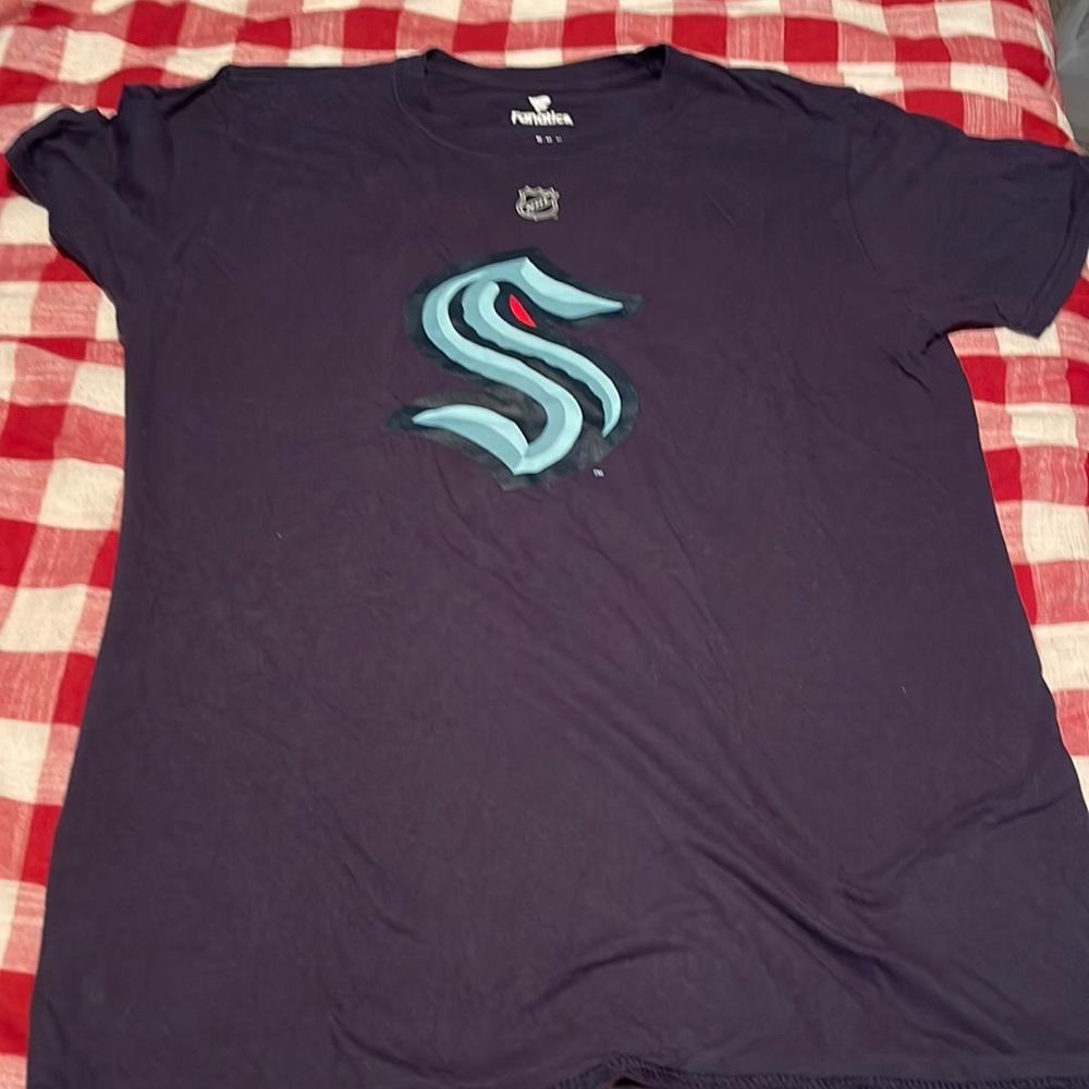shirt in good condition